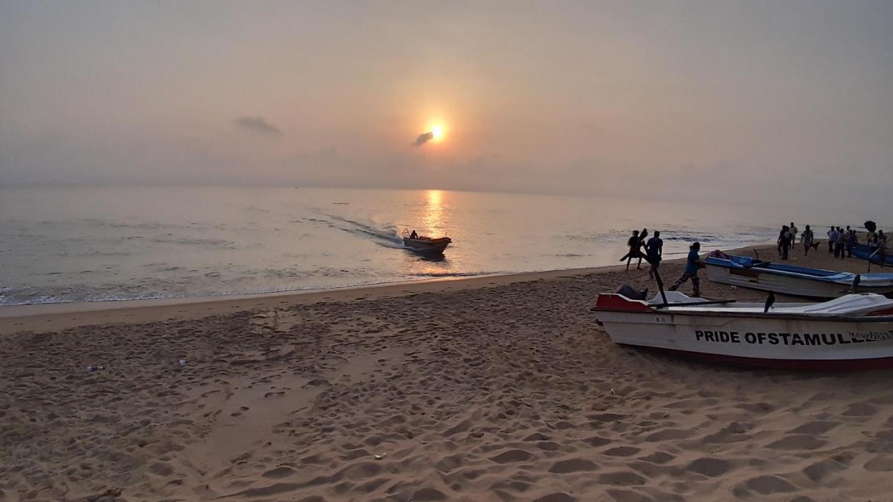 Kunam Beach Rest Inn Batticaloa Dış mekan fotoğraf