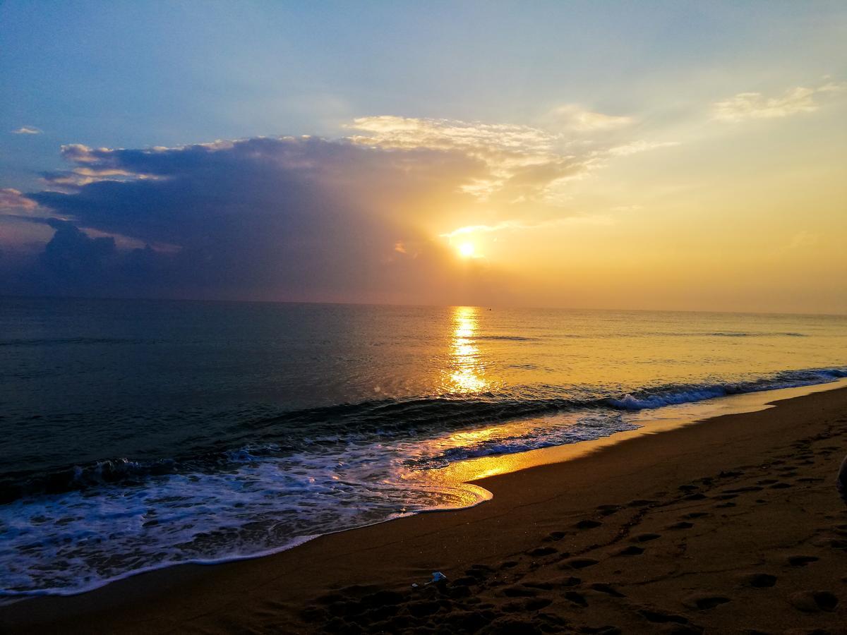 Kunam Beach Rest Inn Batticaloa Dış mekan fotoğraf