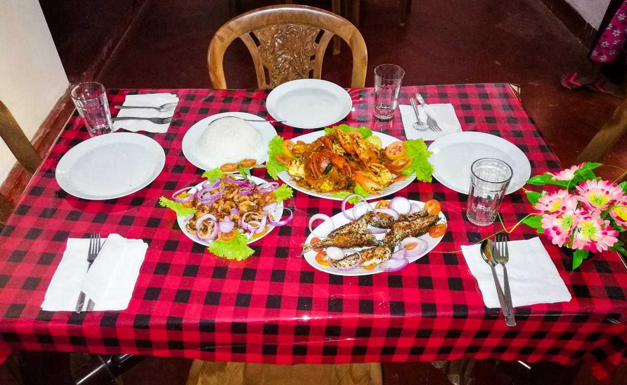 Kunam Beach Rest Inn Batticaloa Dış mekan fotoğraf
