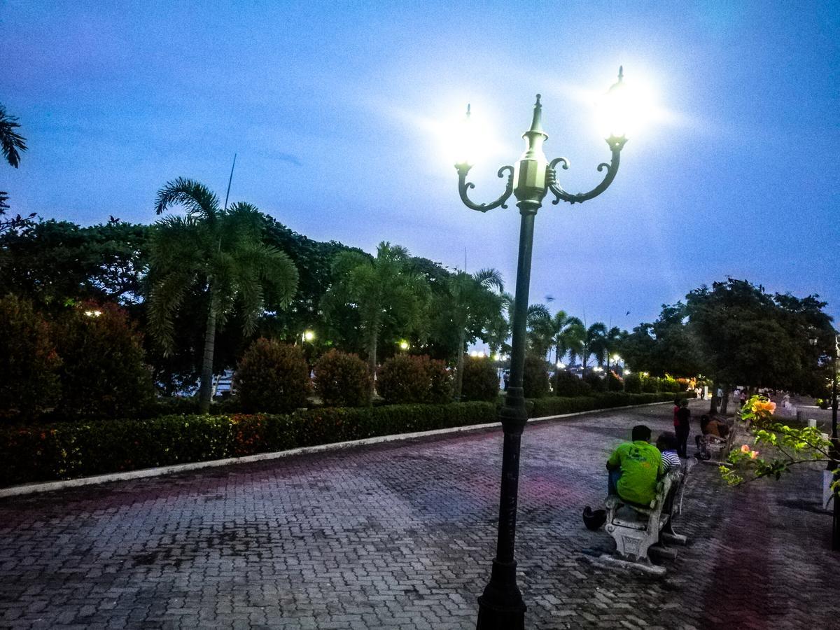 Kunam Beach Rest Inn Batticaloa Dış mekan fotoğraf