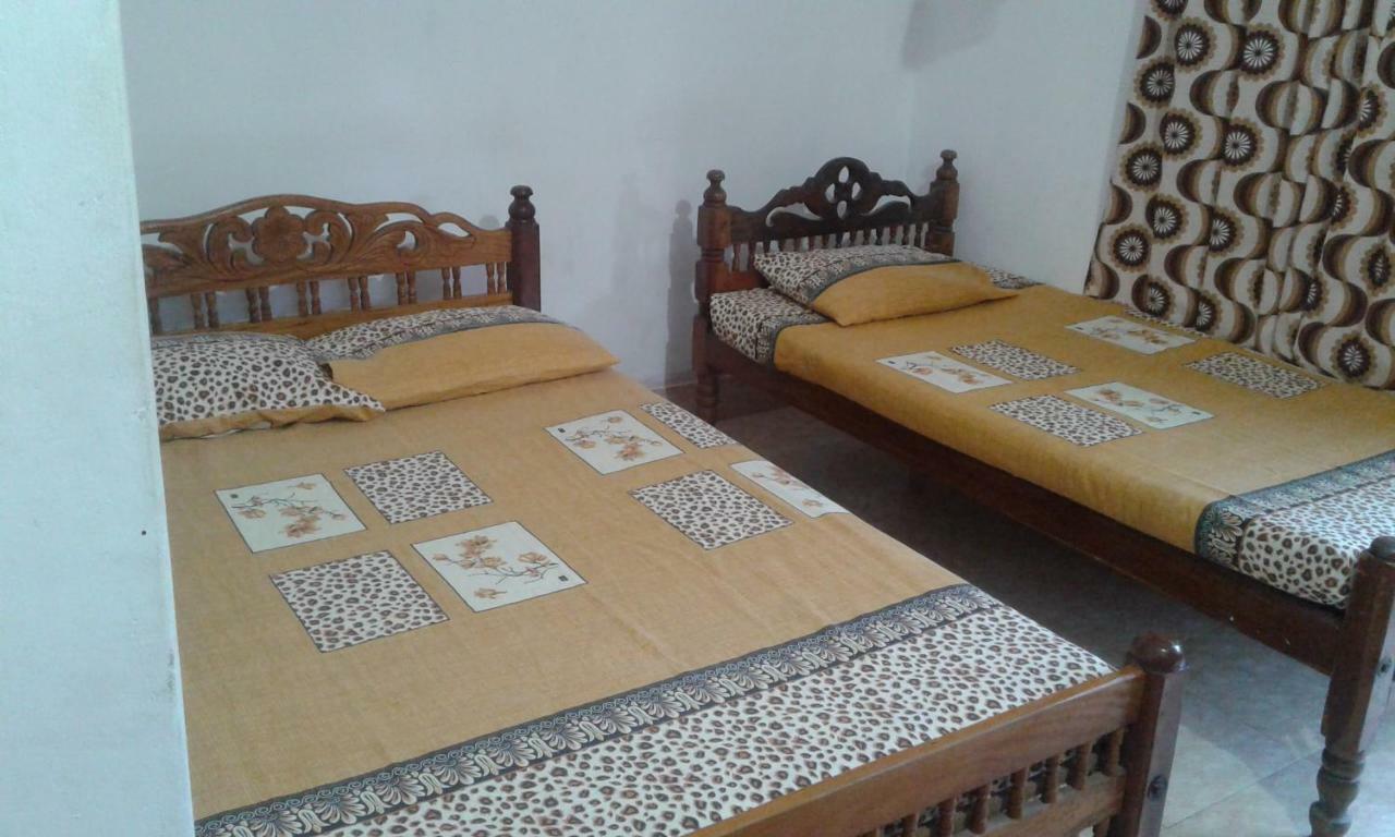Kunam Beach Rest Inn Batticaloa Dış mekan fotoğraf
