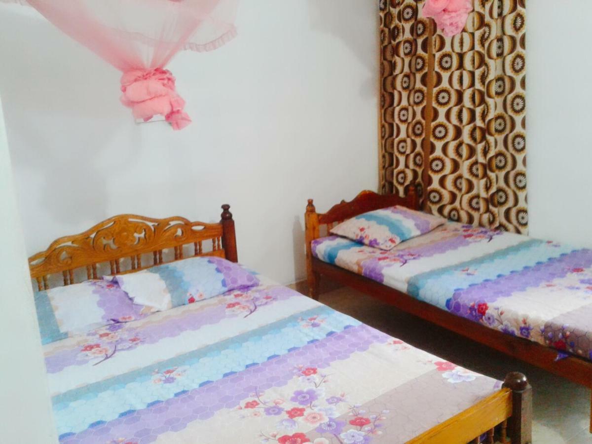 Kunam Beach Rest Inn Batticaloa Dış mekan fotoğraf