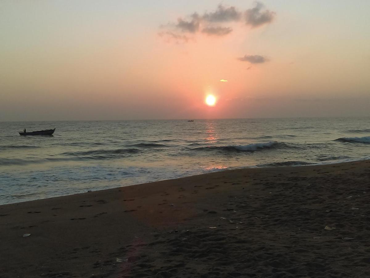 Kunam Beach Rest Inn Batticaloa Dış mekan fotoğraf